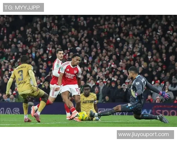 欧冠精彩对决曼联大胜阿森纳点球大战瞬间点燃全场激情