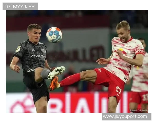 欧联杯精彩对决里昂与莱比锡激战成平局战术分析与绝杀瞬间回顾