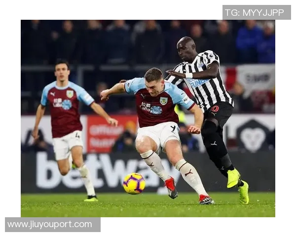 英超冷门：多特蒙德绝杀热刺全场沸腾瞬间回顾