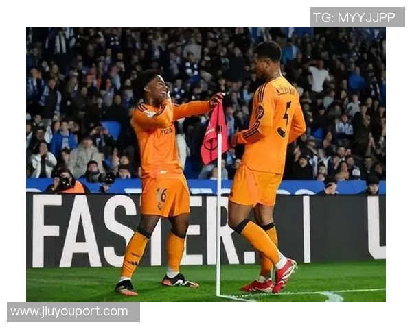 国王杯激战巴萨险胜尤文红牌事件引发全场热议与转会传闻 国王杯激战巴萨险胜尤文红牌事件引发全场热议与转会传闻