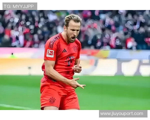 那不勒斯主场大胜拜仁帽子戏法引爆全场激情时刻回顾